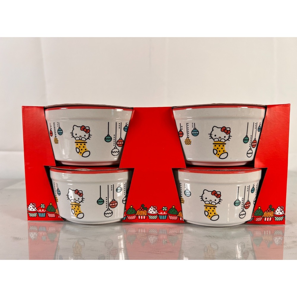 Set Of 4 Hello Kitty in Stocking Ceramic RAMEKINS Souffle Dish CHRISTMAS Holiday